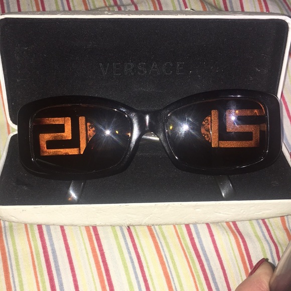 Versace sunglasses - Picture 5 of 5